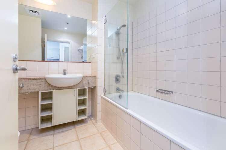 201/22 Nelson Street Auckland Central_13