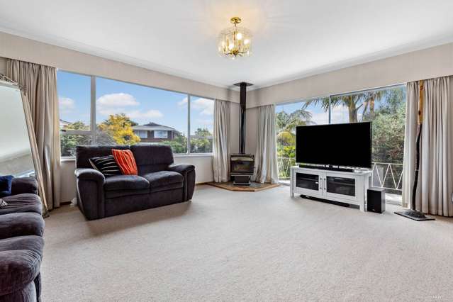 25 Taitua Drive Te Atatu South_4