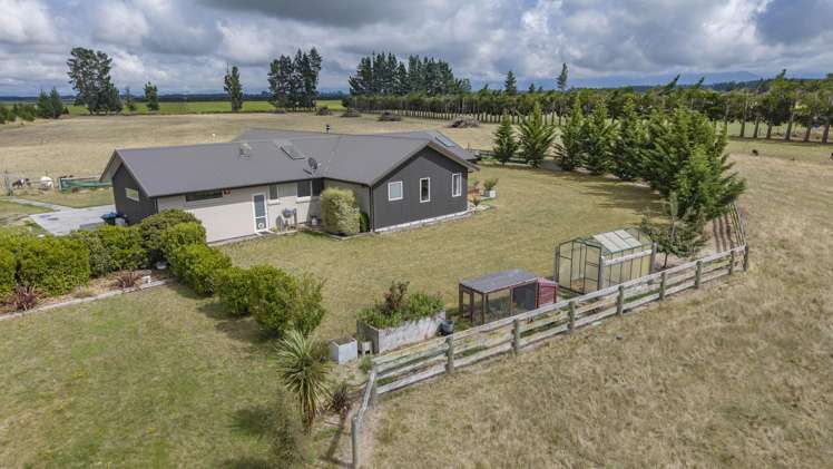 599 Downs Road West Eyreton_38