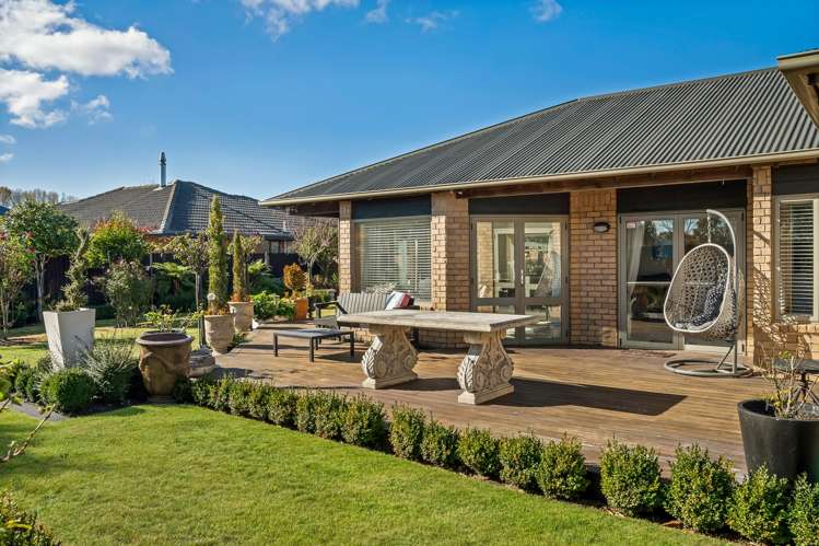 76 Fairway Drive Shirley_22