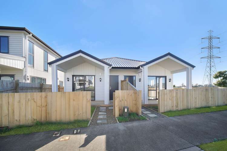25 & 27 Kapeta Lane Karaka_6