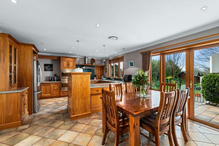 19 Burden Street Redwoodtown_10