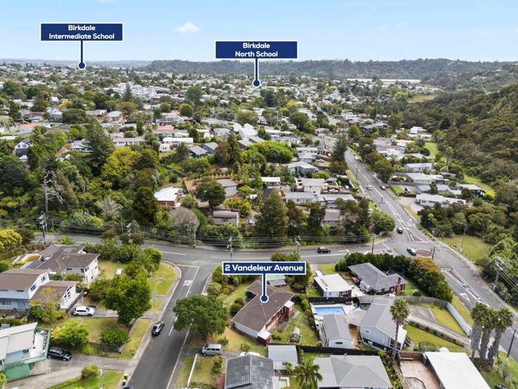 2 Vandeleur Avenue Birkdale_12