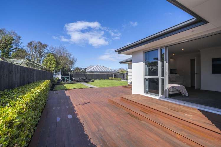 64 Willryan Avenue New Brighton_17