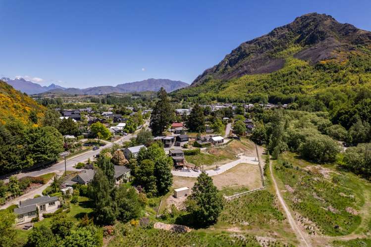 15 and 17 Gala Burn Lane_5