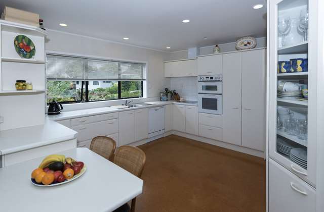 5 Malloy Place Eastern Beach_2