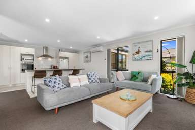 164 Doncaster Drive_3