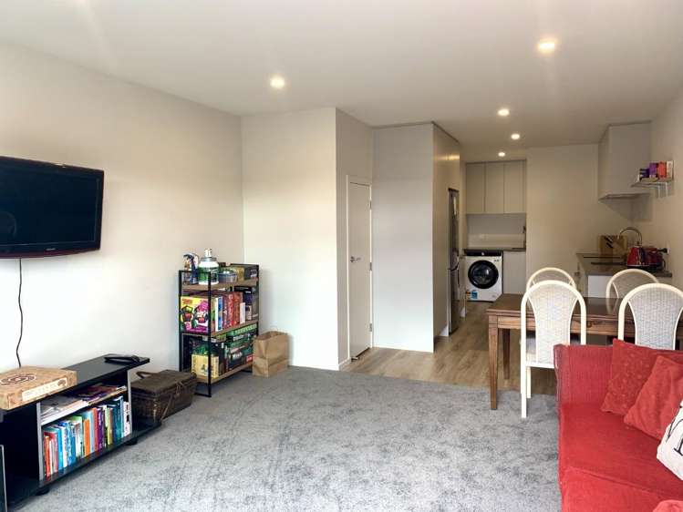  5/37 Sladden Street Naenae_7