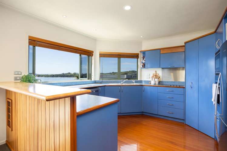24 Mariners Grove Algies Bay_34