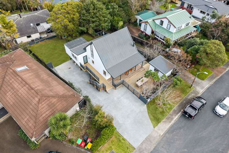 37 Amorino Drive Red Beach_26