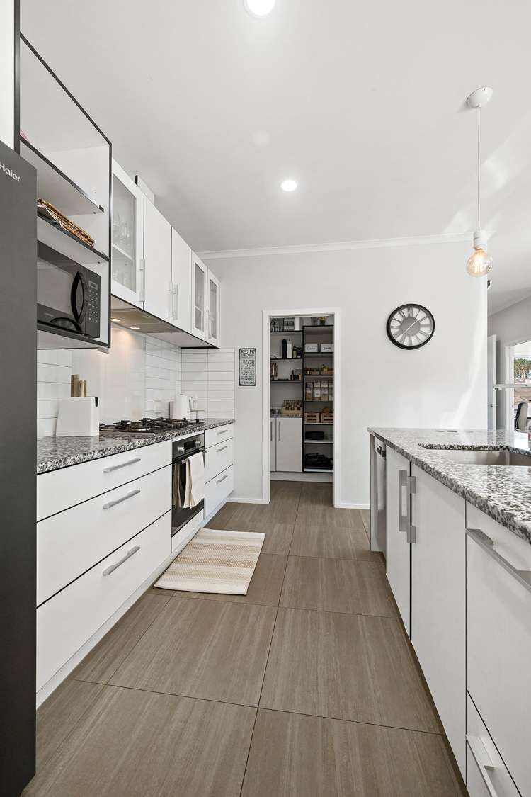 107 Colonial Drive Silverdale_7