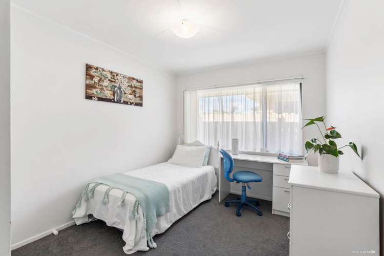 2/42 Stewart Gibson Place Manurewa_11