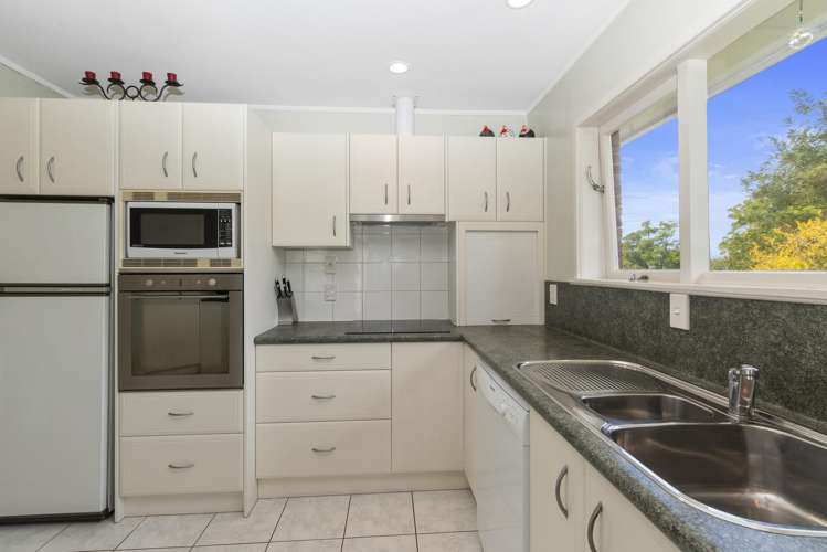 56 Jaemont Avenue Te Atatu South_7