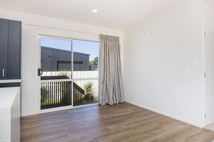 44 Hunia Terrace Himatangi Beach_11
