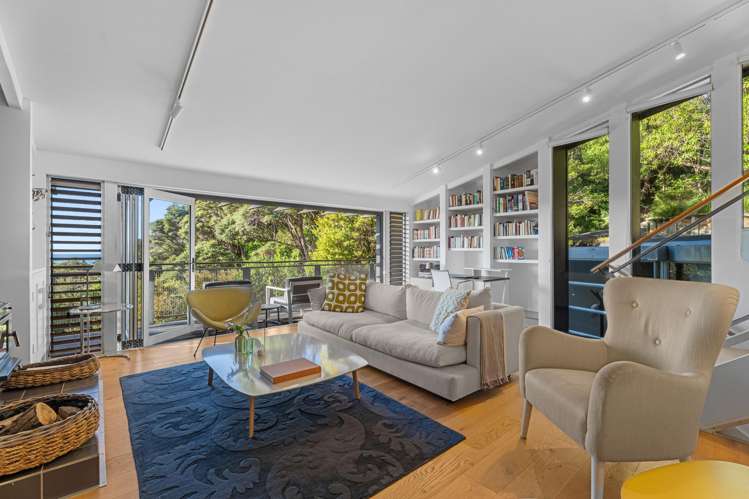 61 Victoria Road South Onetangi_5