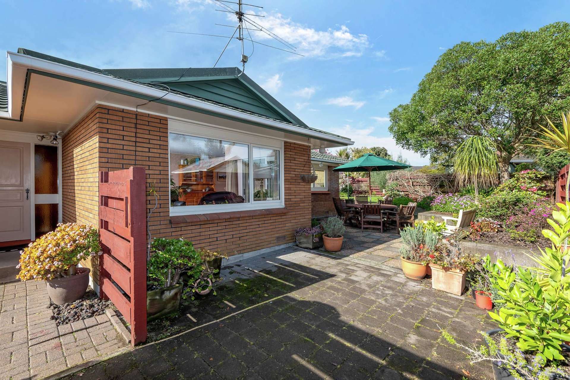 21 Tupaki Place Pakuranga Heights_0