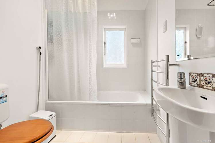 3 Waiohua Road Greenlane_13