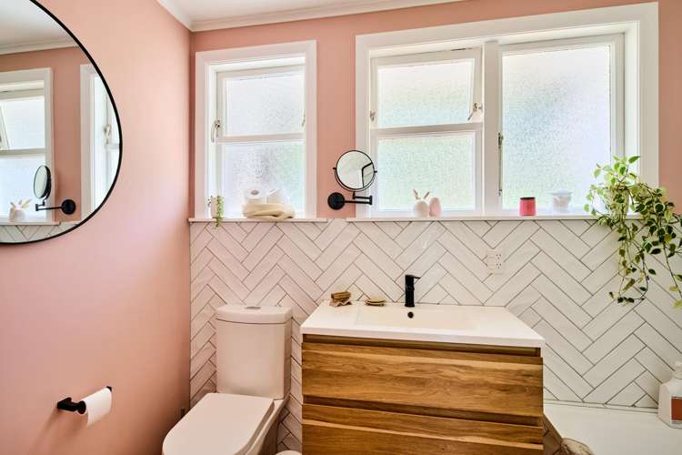 15 Greer Crescent Tawa_9