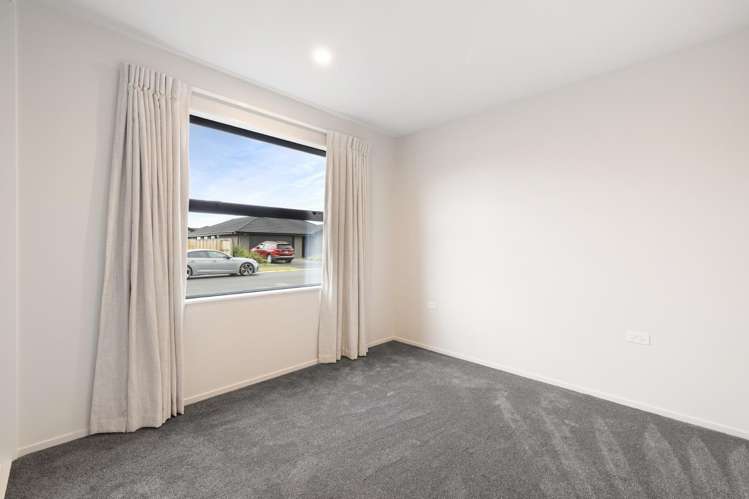 11 Dodd Road 11103_8