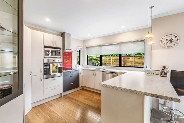 18/2 Caversham Road_1