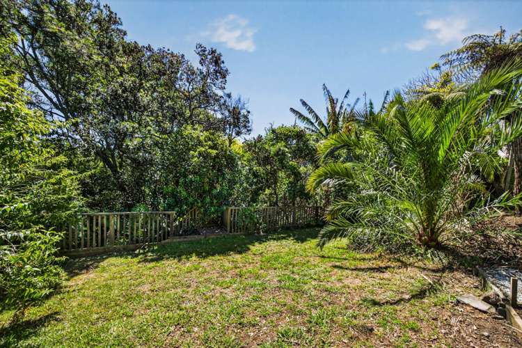 105 Sunrise Avenue Mairangi Bay_17