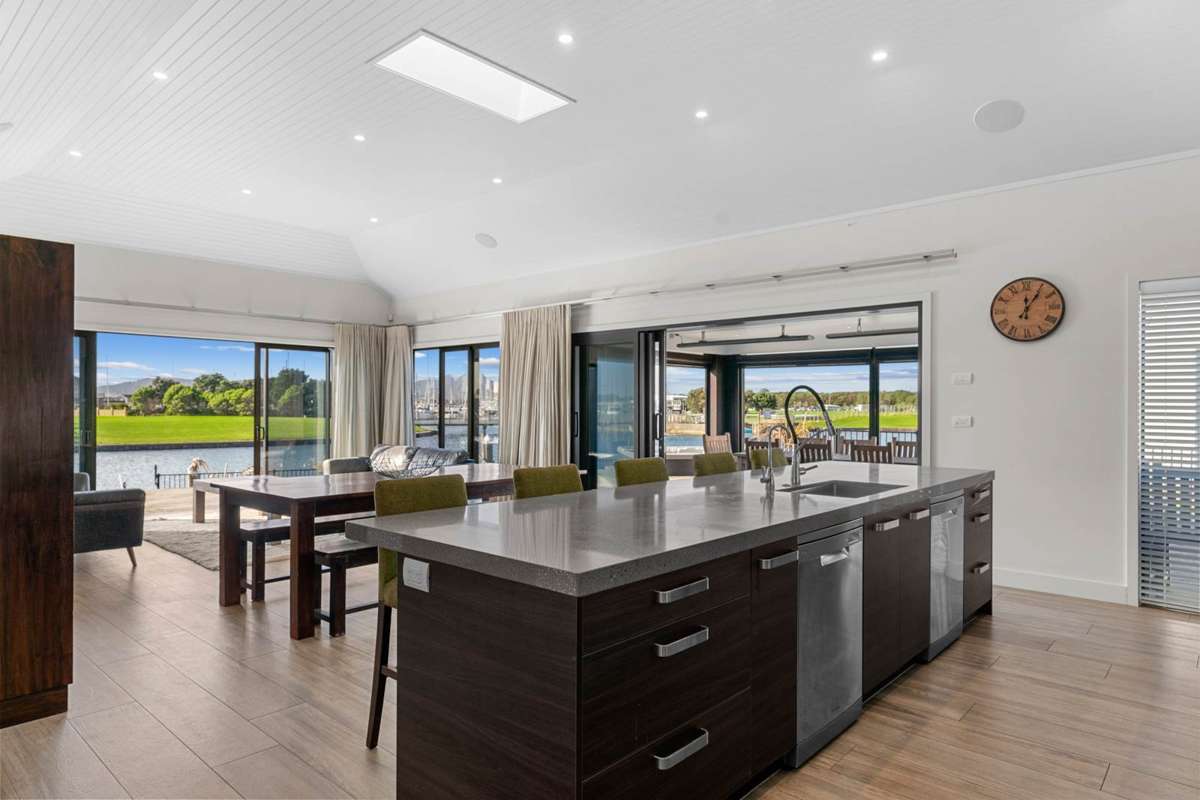 33 Waitemata Drive_1