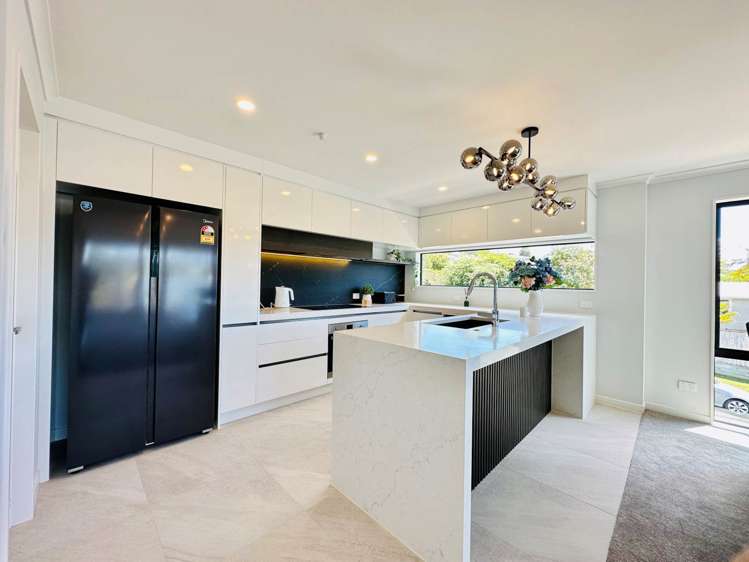 12a Tiber Road Forrest Hill_29