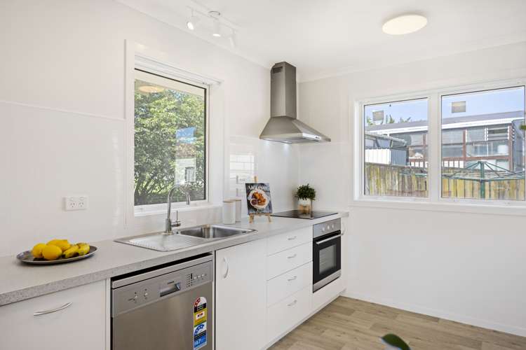 4/256a Blockhouse Bay Road Avondale_7