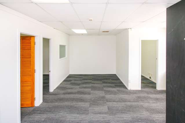 2/1/55 Barrys Point Road Takapuna_1