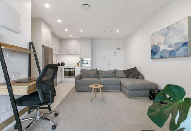 Modern Secure One Bedroom Apartment with Carpark