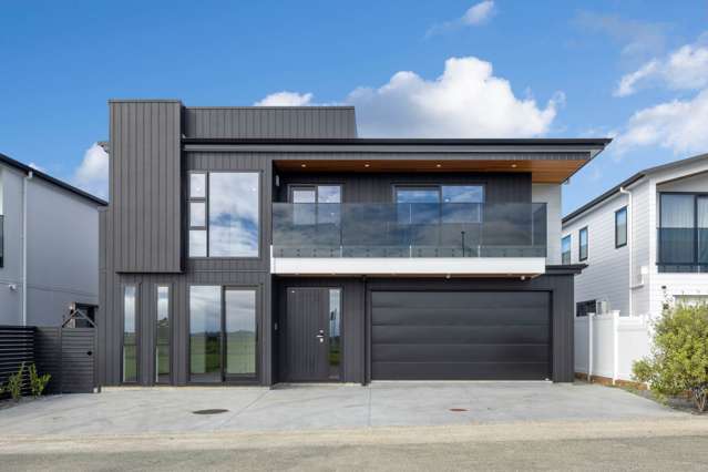 Top Sea Views – Top Tier Living