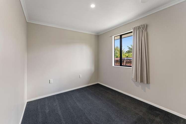 17C Martin Avenue Wakefield_17