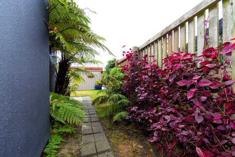 4 Gregory Grove Clive_16