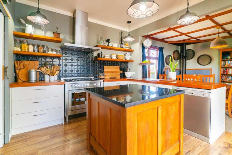 808 Riverslea Road South Akina_10