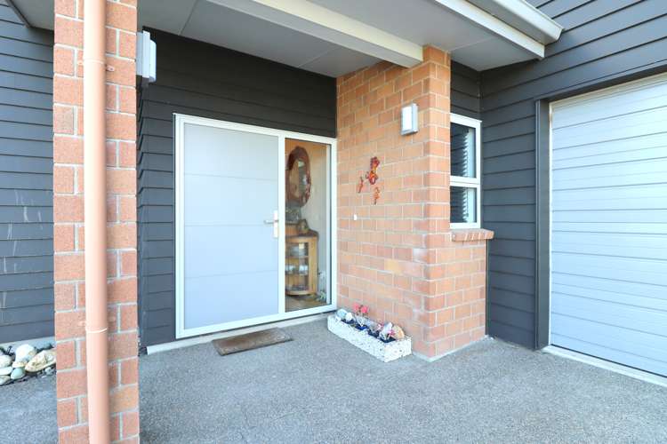 21 Sunrise Drive Seaward Bush_33