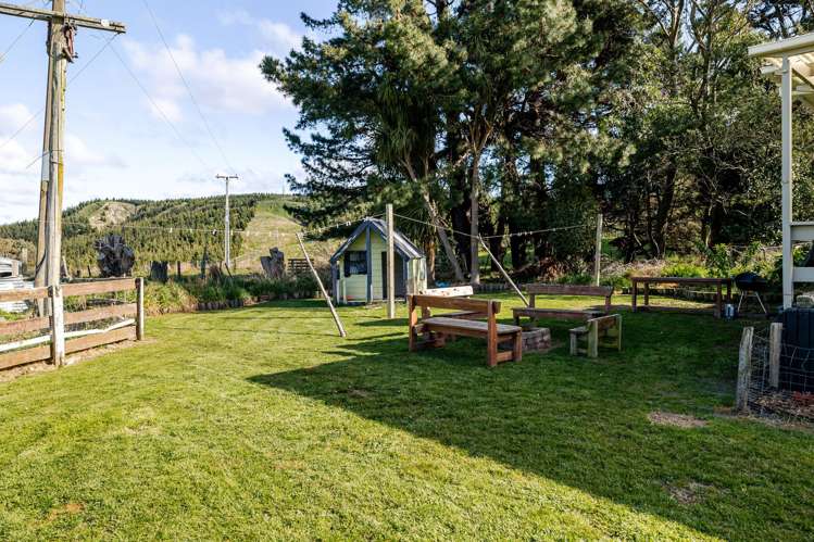 803 Range Road Pongaroa_14