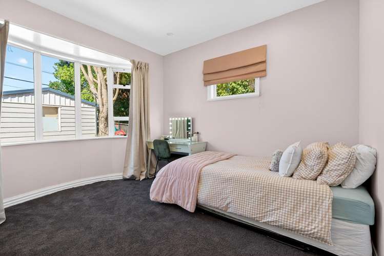 75 Penrose Street Woburn_15