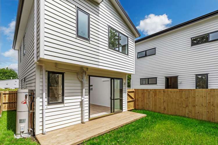 3/58 Sylvan Crescent Te Atatu South_17