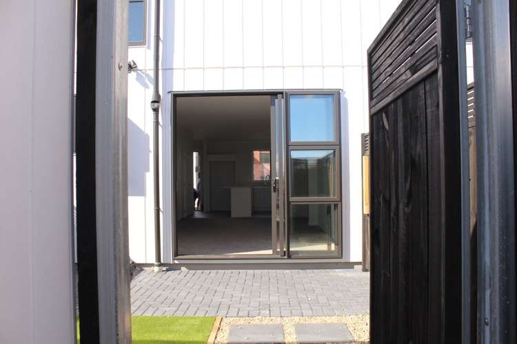 44 Manarini Road Westgate_11