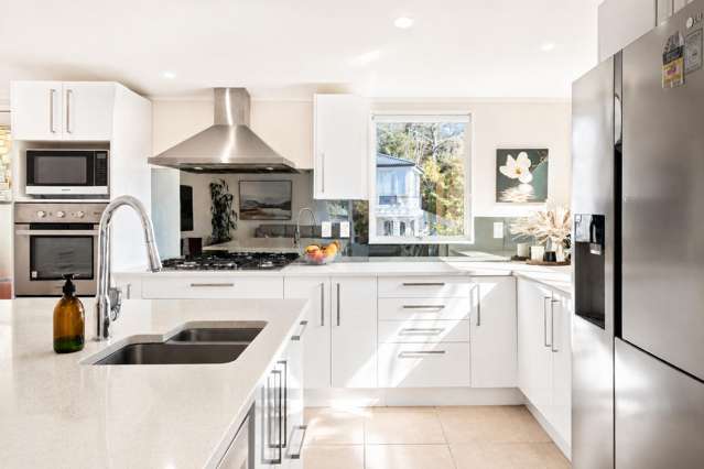 2/13 Scarlock Avenue Browns Bay_2
