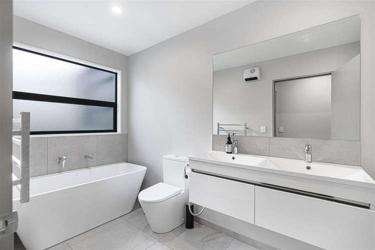 8 Founders Lane Yaldhurst_13