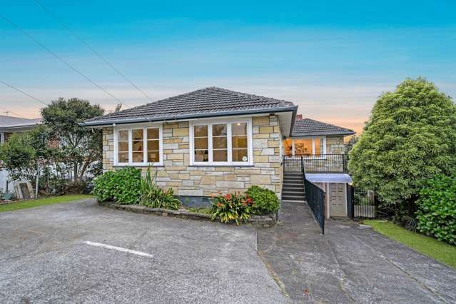 Sunny, Elevated & Unbeatable Location