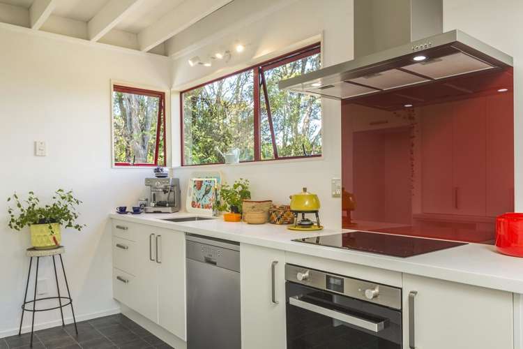 77 Fairview Crescent Omiha_14