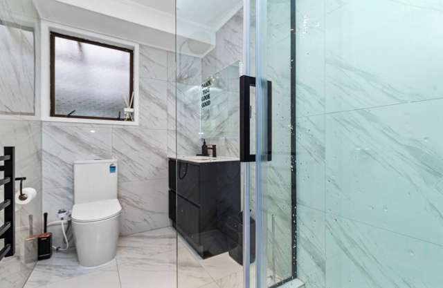 8 Angeline Place Massey_3