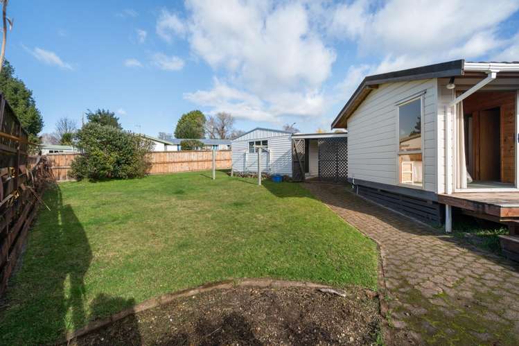 2 Bata Place Pomare_19