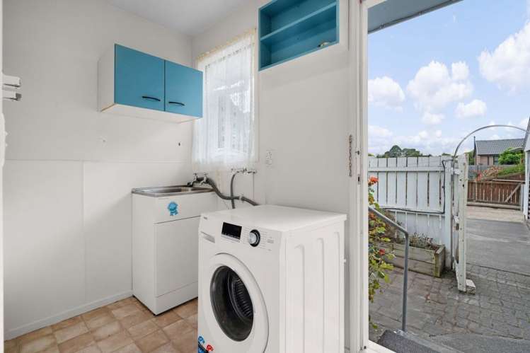 1/9 Woodcote Avenue Hornby_11