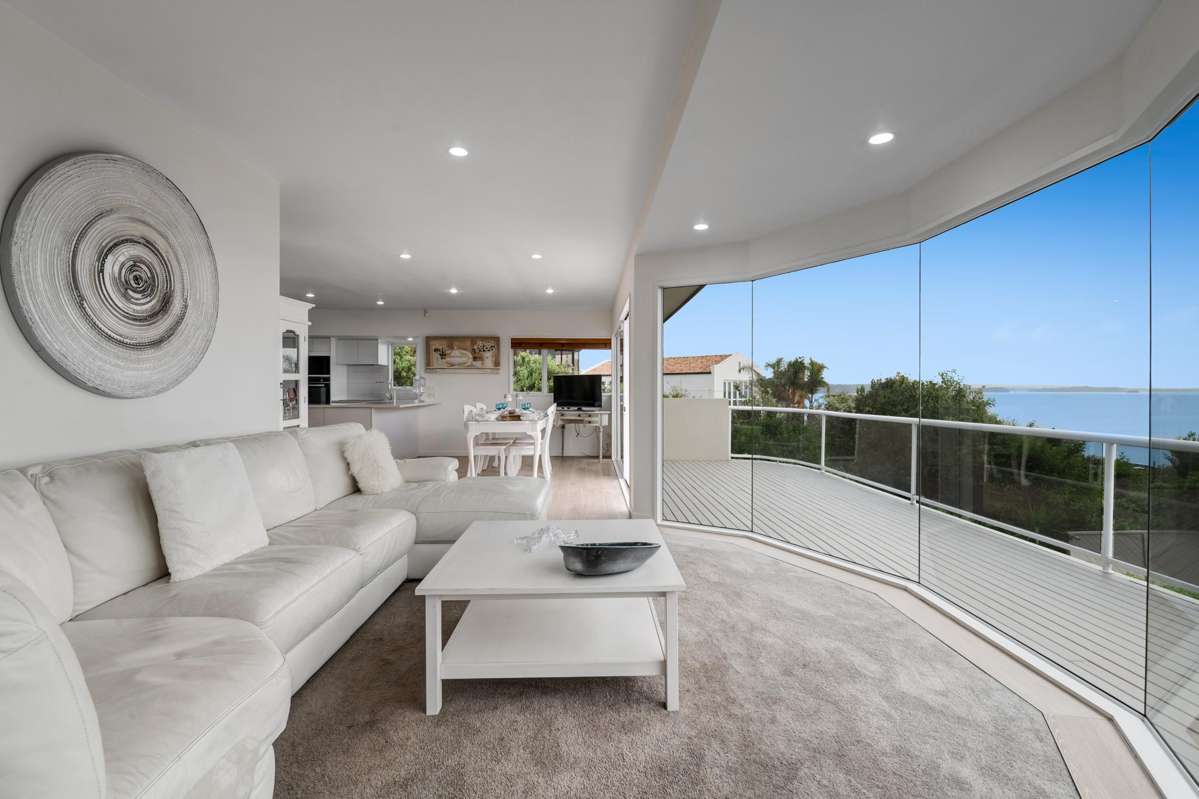 82A Vipond Road_1