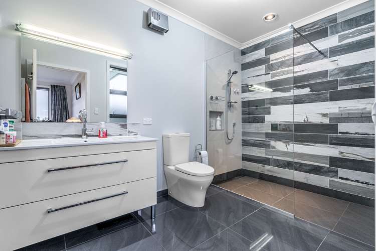 284a Bay Road West Plains_13