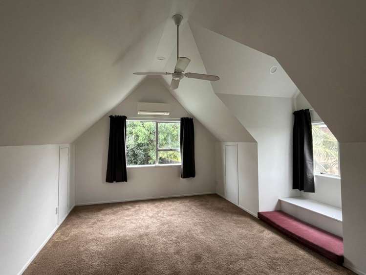 36 Nui Mana Place Te Atatu South_13