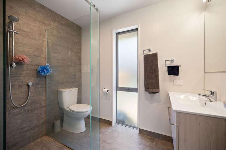 2 Preston Drive Arrowtown_26